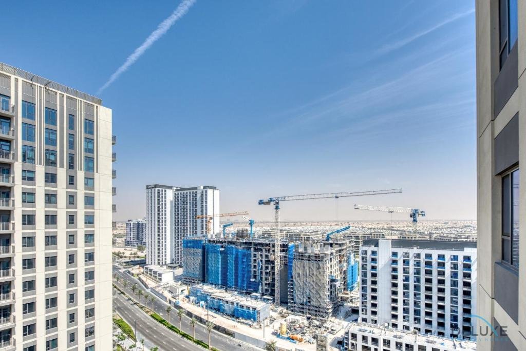 Дубай: Adorable 2BR at Park Heights Dubai Hills by Deluxe Holiday Homes