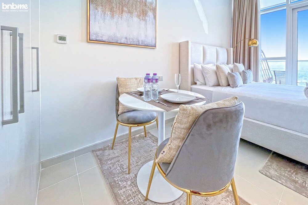 Дубай: ST-Carson Tower-2807 by bnbme homes