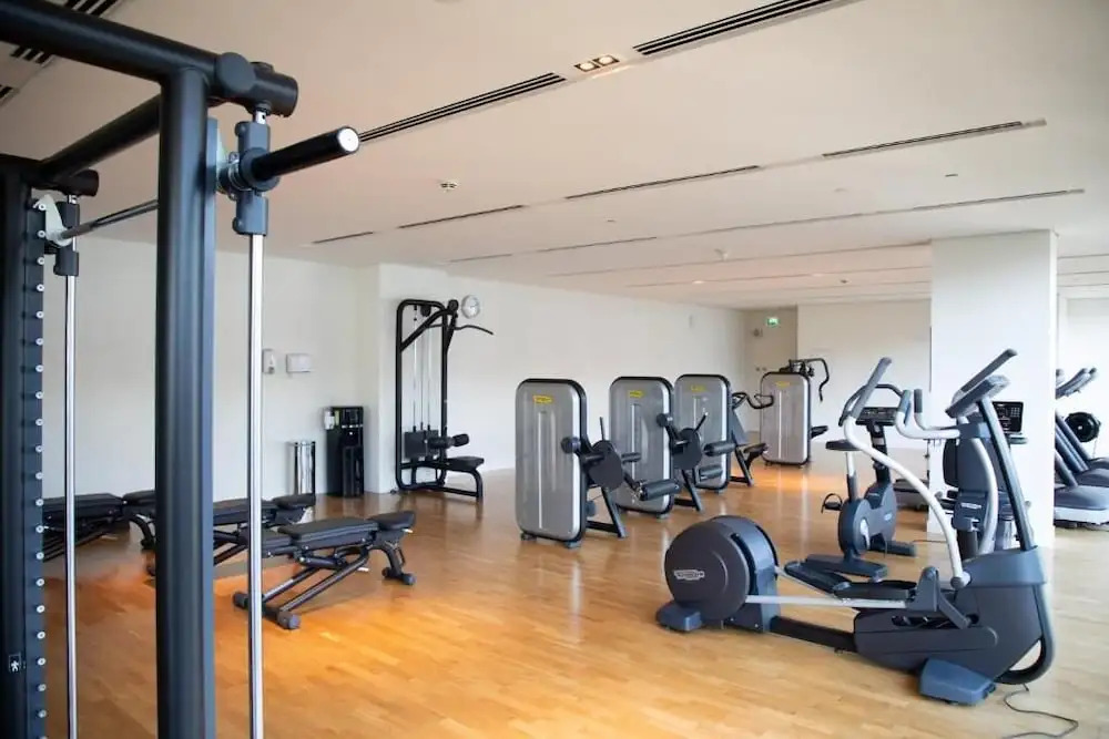 Дубай: Aya - Sophisticated 1BR Apartment in CityWalk with Views