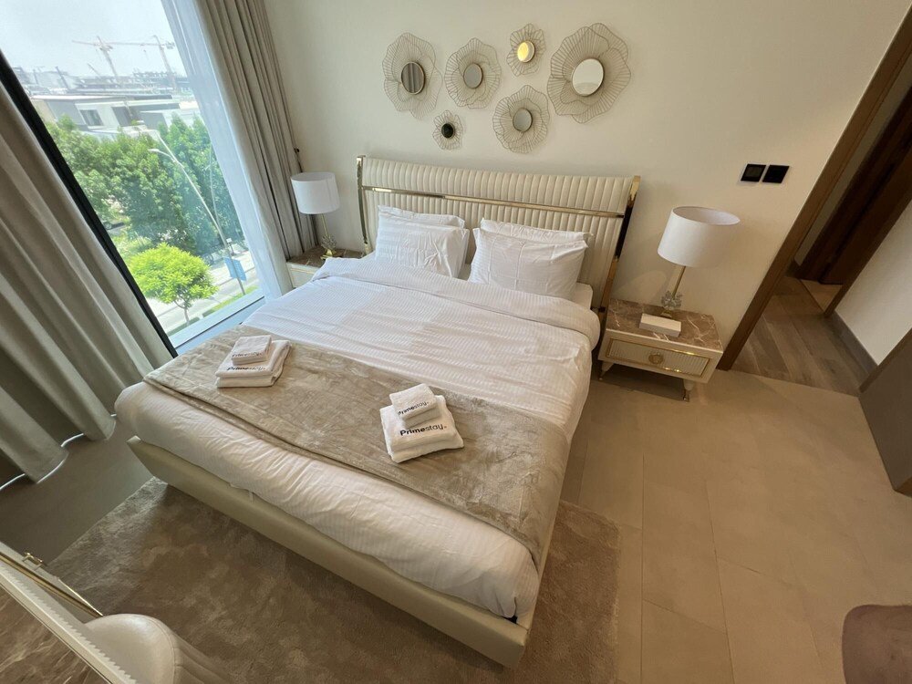 Дубай: Primestay - Sobha Waves 2BR in Al Meydan