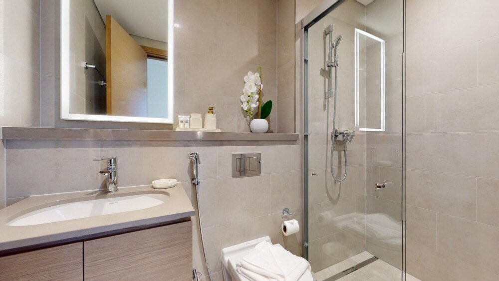 Дубай: Primestay - Sobha Waves 2BR in Al Meydan