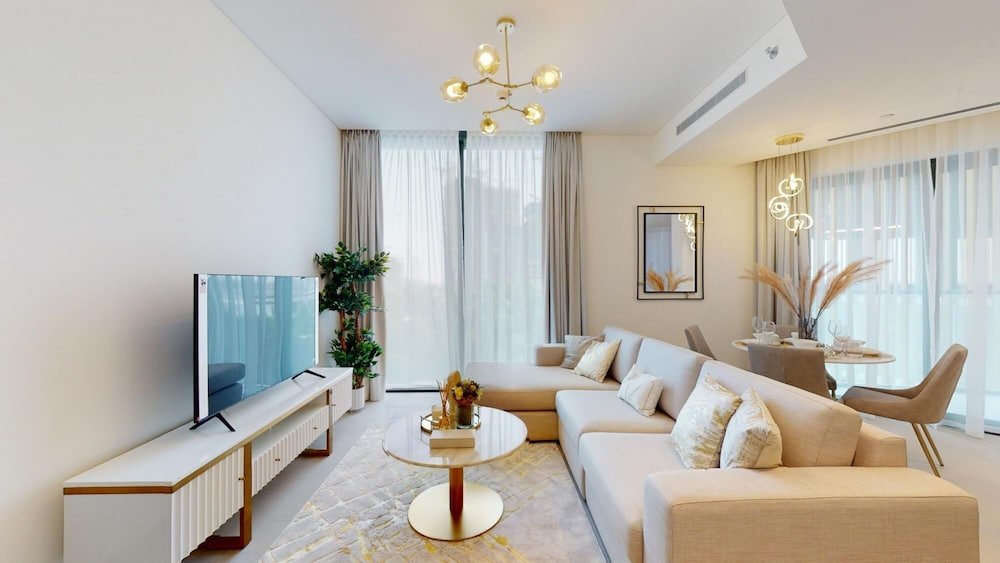 Дубай: Primestay - Sobha Waves 2BR in Al Meydan