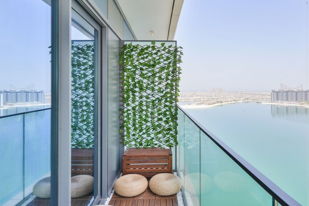 Дубай: Beach Vista Tower 2 1703