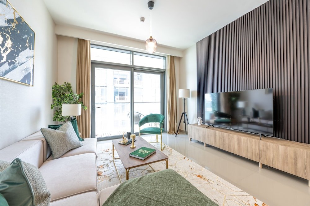 Дубай: Beach Vista Tower 2 1703