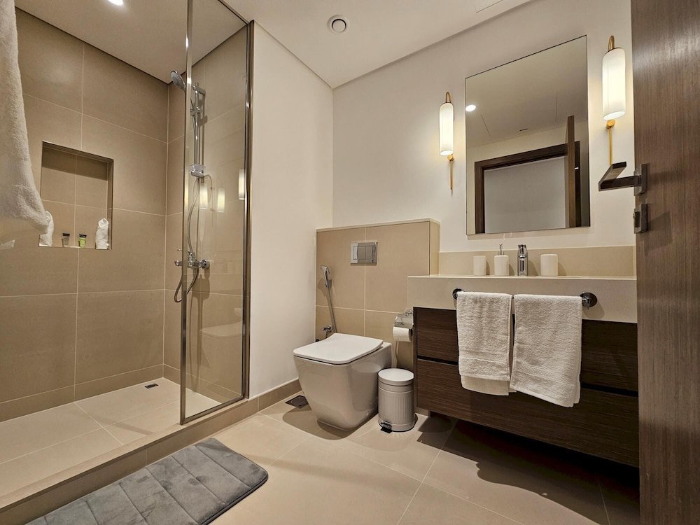 Дубай: City View Fully Furnished Apartment 2bhk