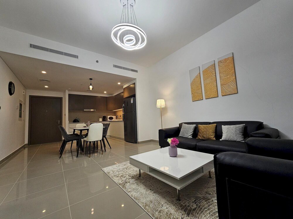 Дубай: City View Fully Furnished Apartment 2bhk