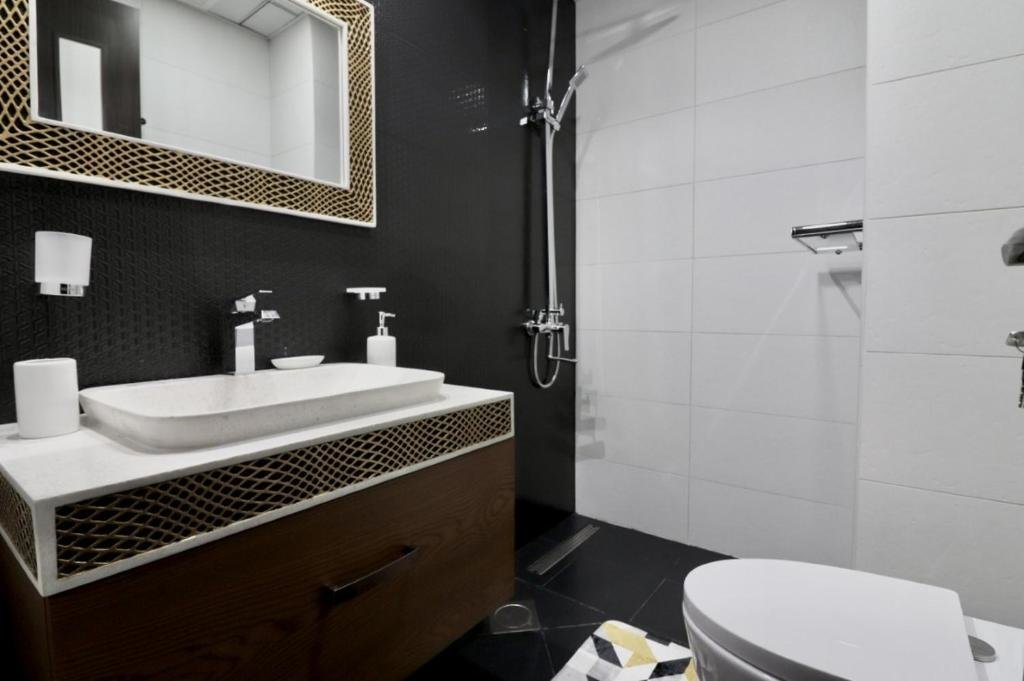 Дубай: Brand New Studio Apartment with Balcony
