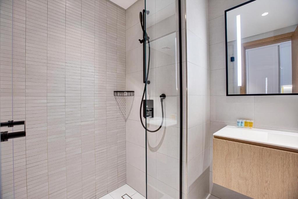 Дубай: Studio apartment with Burj Khalifa view
