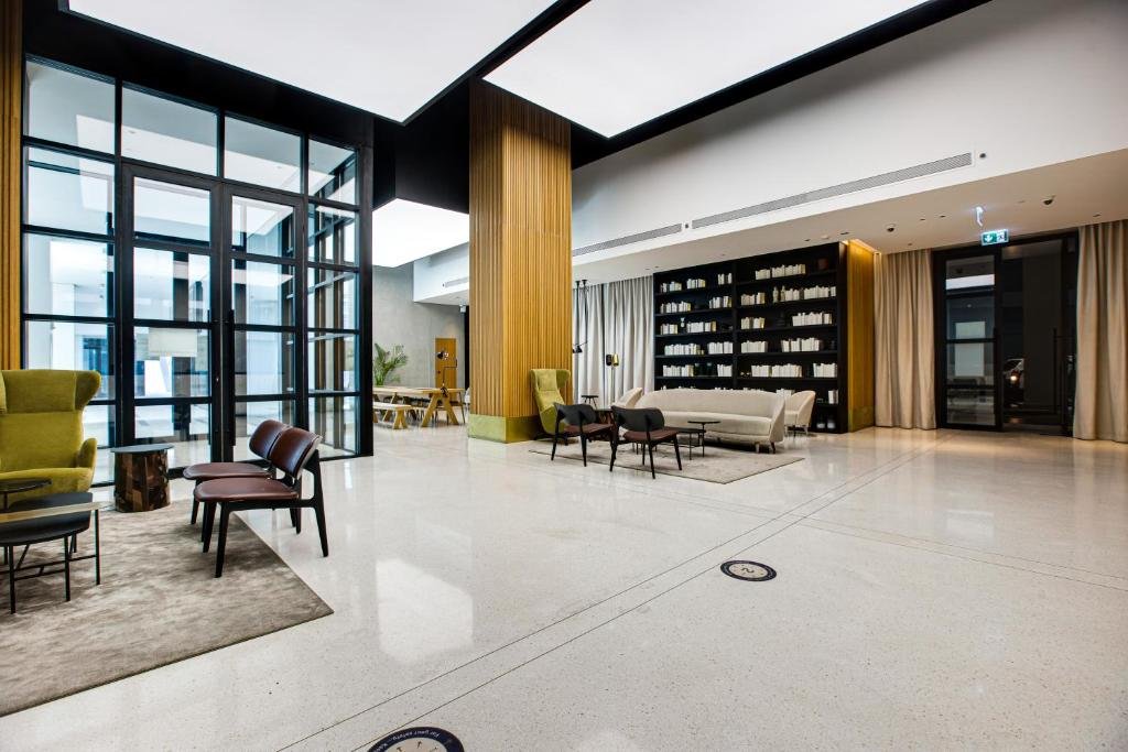 Дубай: Studio apartment with Burj Khalifa view