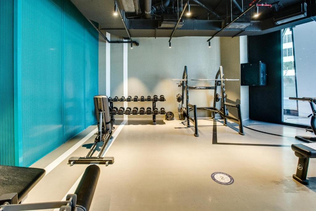Дубай: Studio apartment with Burj Khalifa view