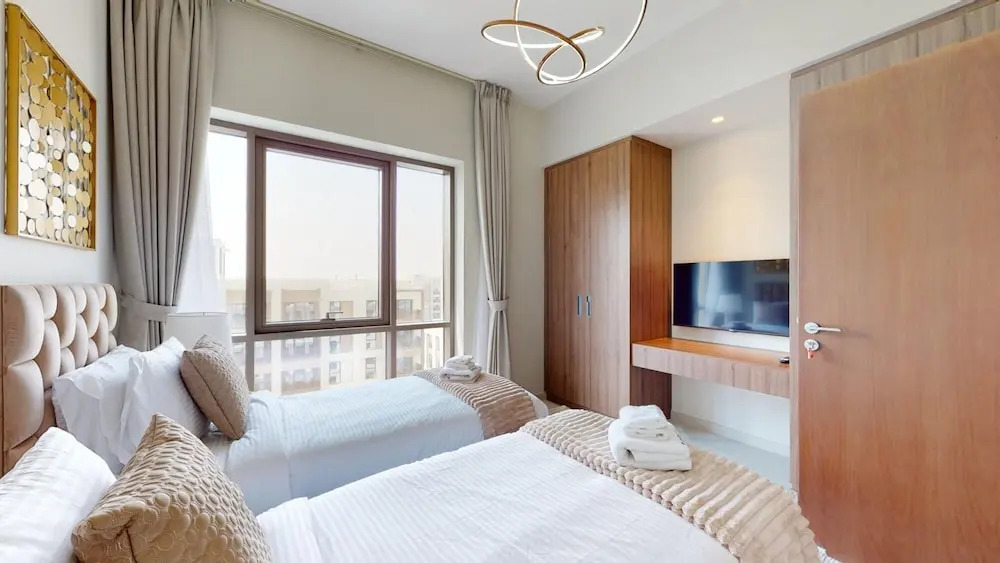 Дубай: Creek Harbour Vida Residences Unit 805