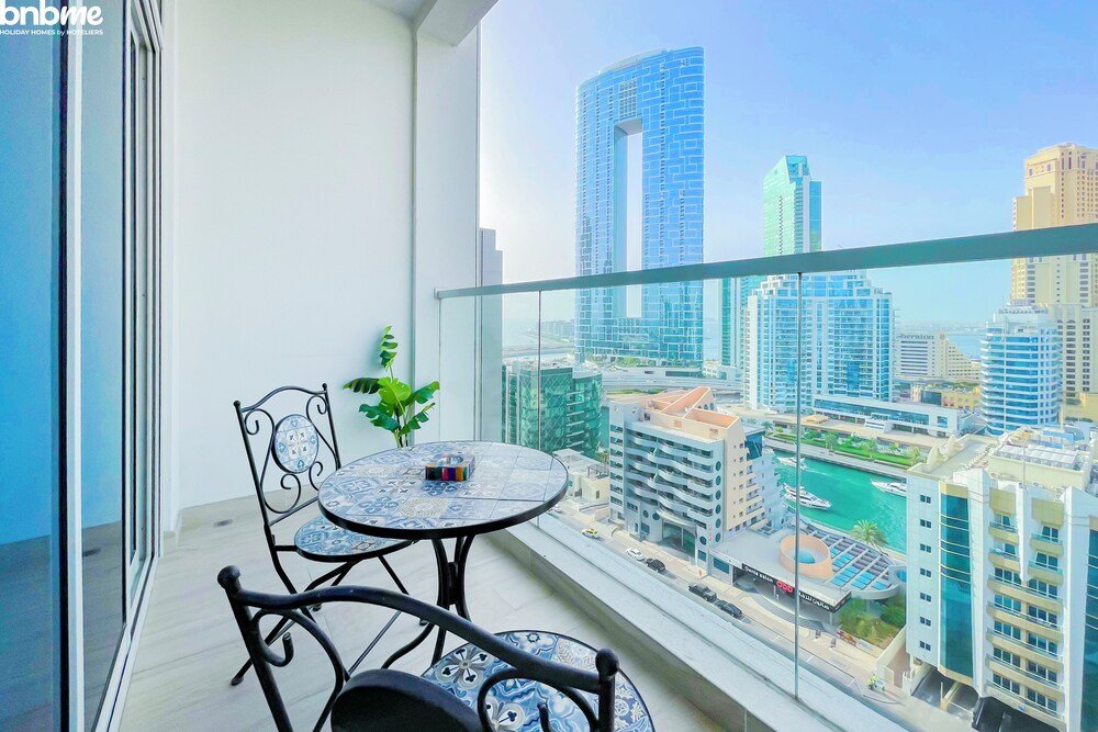 Дубай: ST-Studio 1 - 1504 by bnbme homes