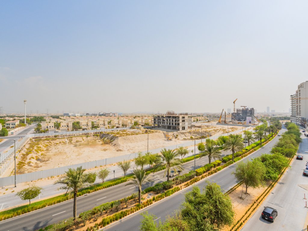 Дубай: Апартаменты Modern 1BR Dubai Skyline View JVC