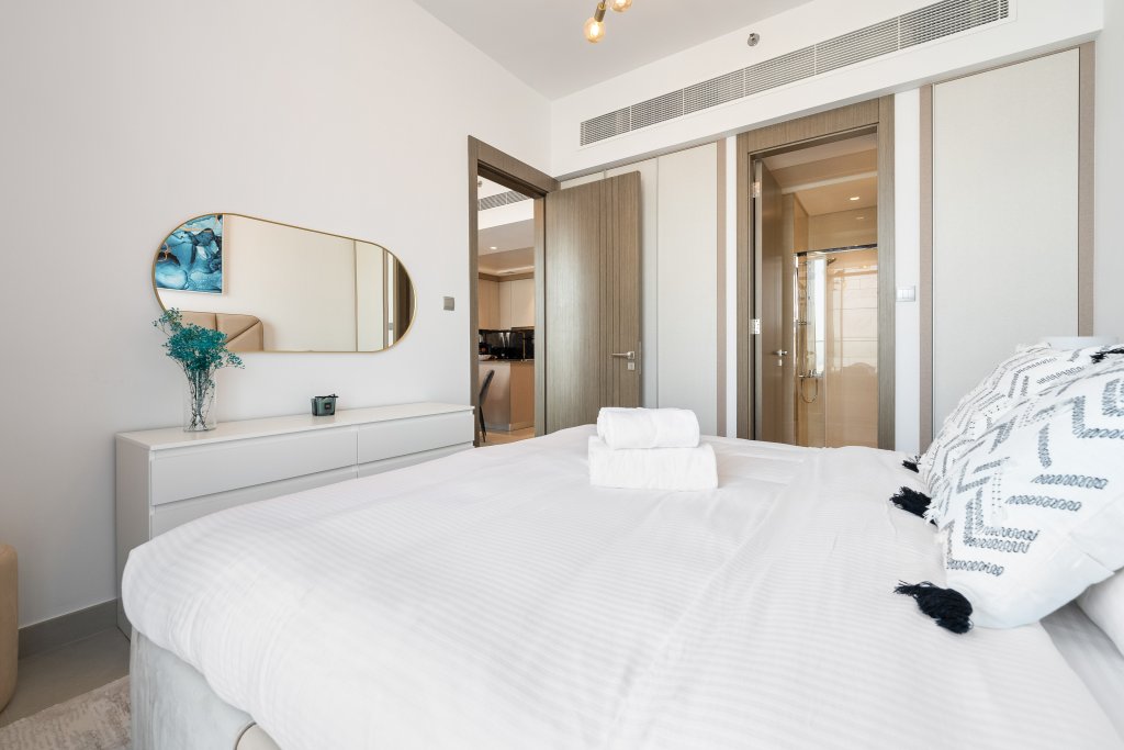 Дубай: Апартаменты Modern 1BR Dubai Skyline View JVC