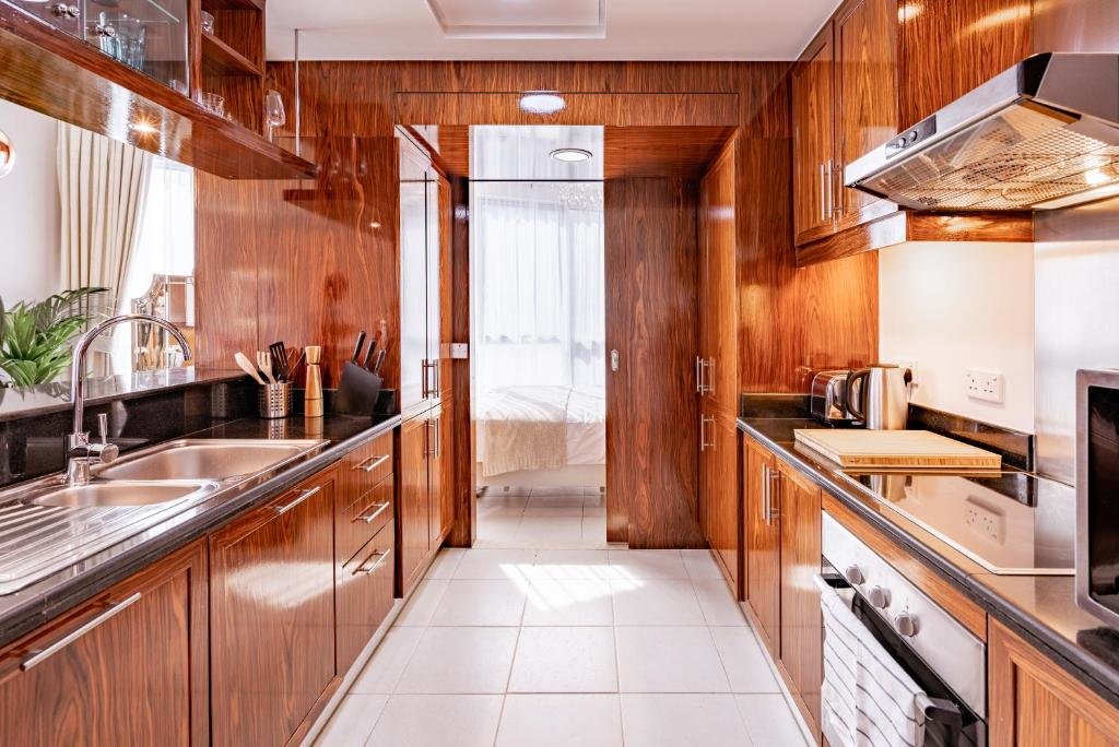 Дубай: Elite Royal Apartment - Panoramic Full Burj Khalifa, Fountain & Skyline View - ACed direct connection to Dubai Mall - Governor