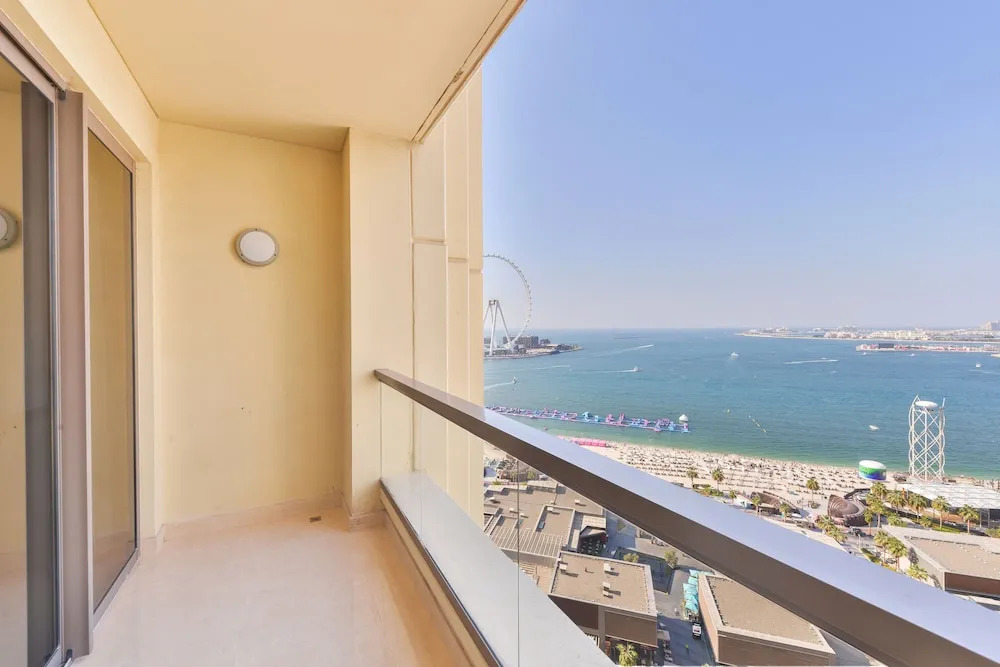 Дубай: Deluxe 3plus1BR JBR - Sea View - Balcony