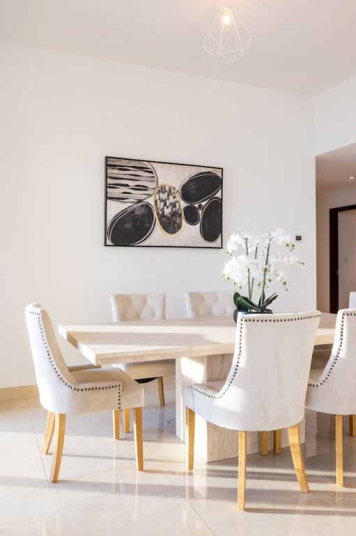 Дубай: Deluxe 3plus1BR JBR - Sea View - Balcony