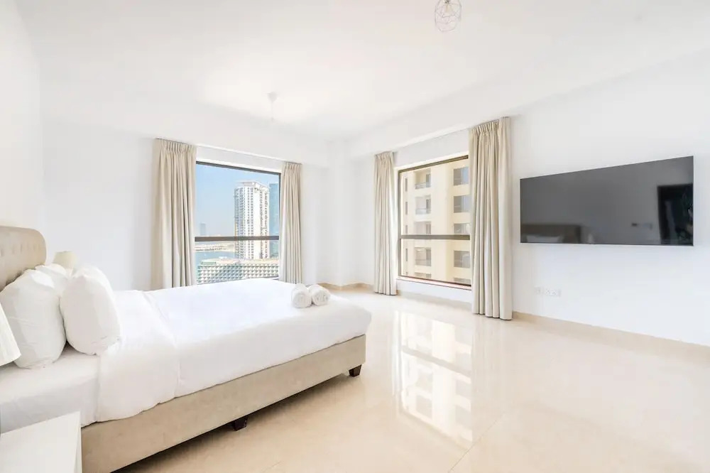 Дубай: Deluxe 3plus1BR JBR - Sea View - Balcony