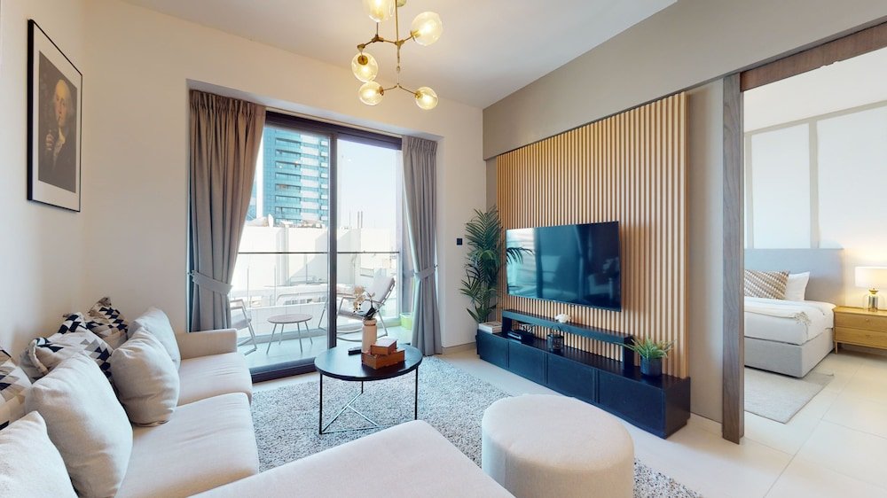 Дубай: Euro Residence 1406