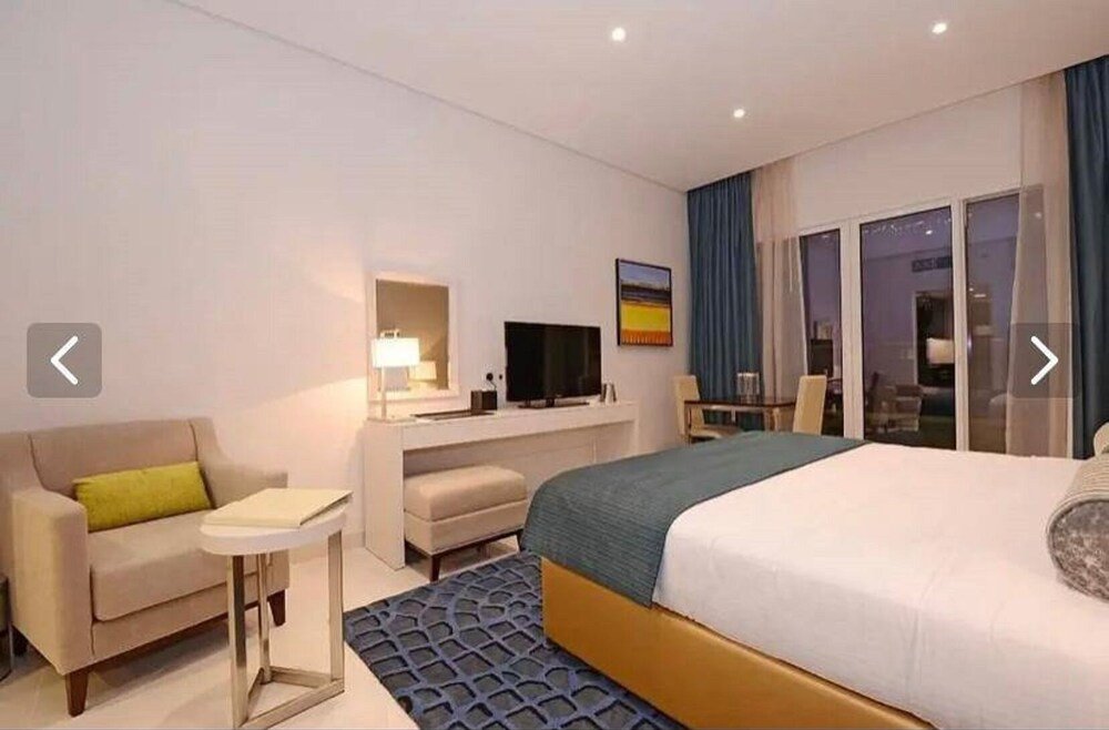 Дубай: Fresh studio in 7 min from Burj Khalifa