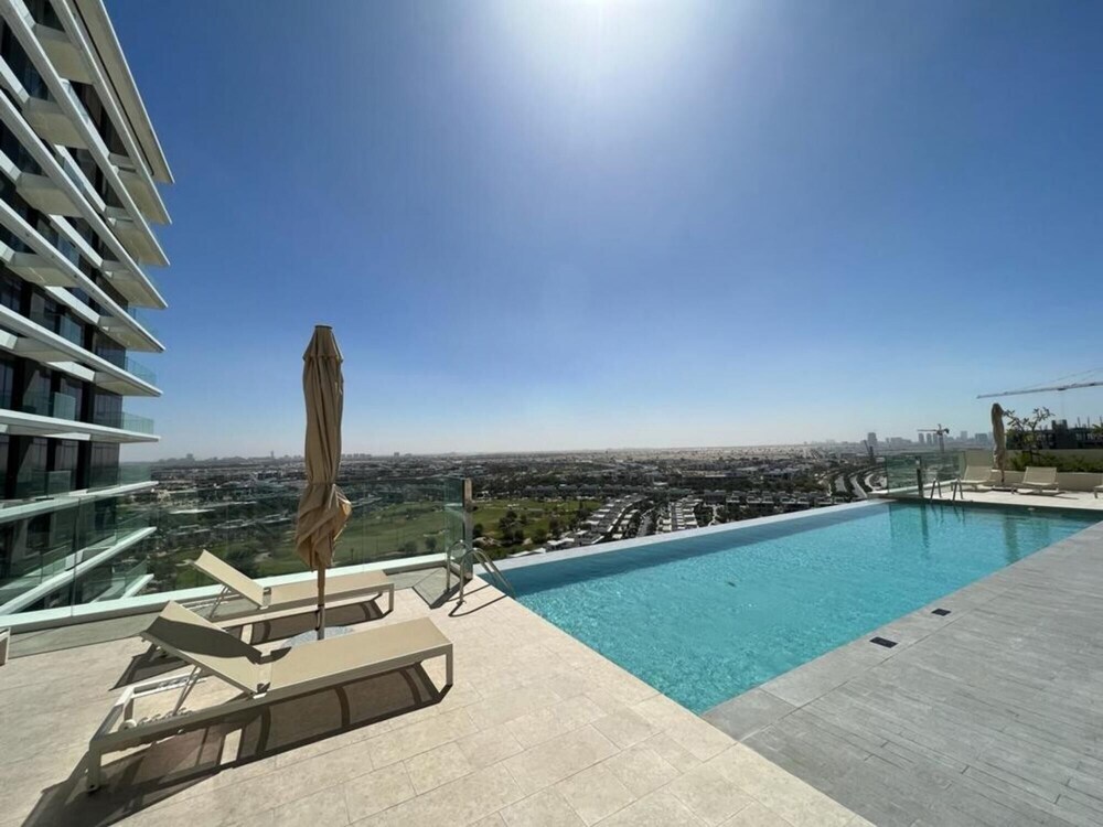 Дубай: Graceful Apt in Prestigious Dubai Hills Close to the Golf Course