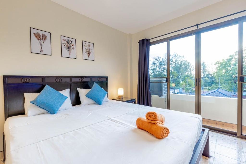 Камала Бич: Club 22 Kamala Suites