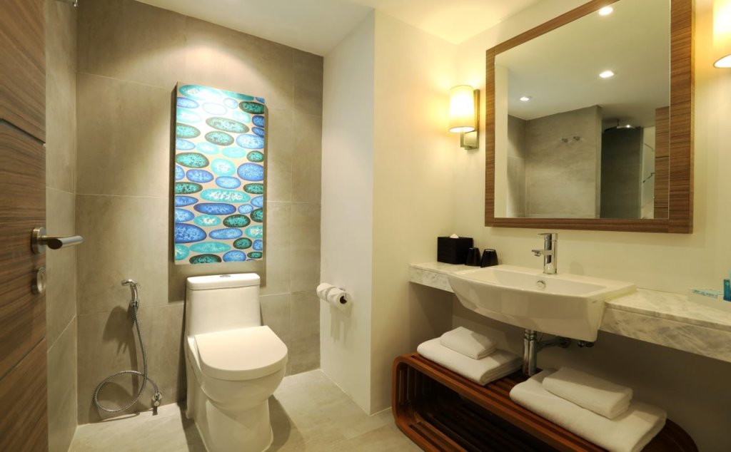 Novotel Phuket Karon Beach Resort And Spa - SHA Extra Plus — фото 2