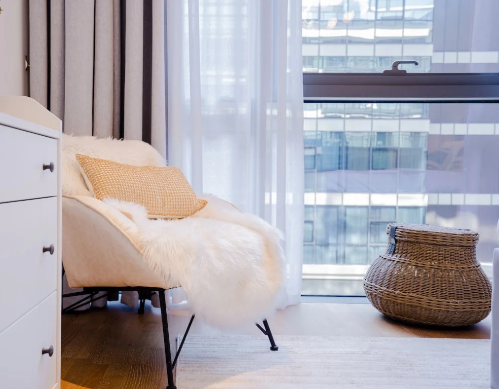 Дубай: Aya - Impeccable 1BR Apartment with Balcony in City Walk