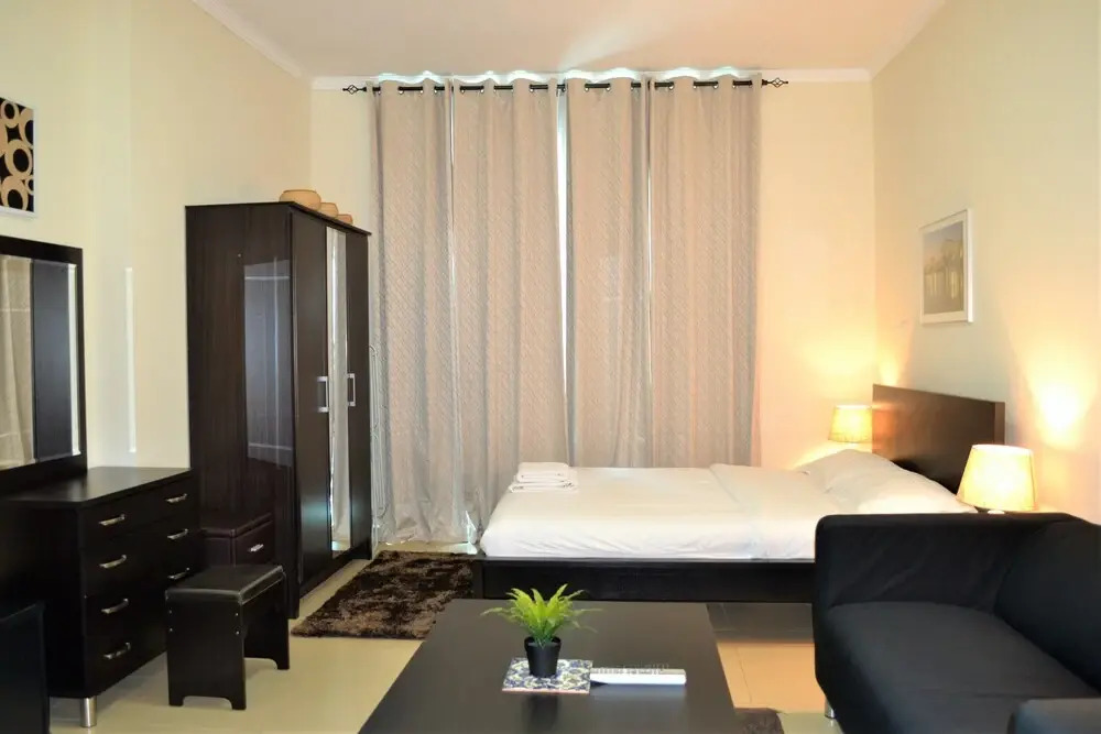 Дубай: Lake View Brand New Studio in X1 Tower JLT - LND