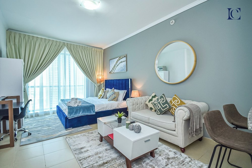 Дубай: Lake View Brand New Studio in X1 Tower JLT - LND