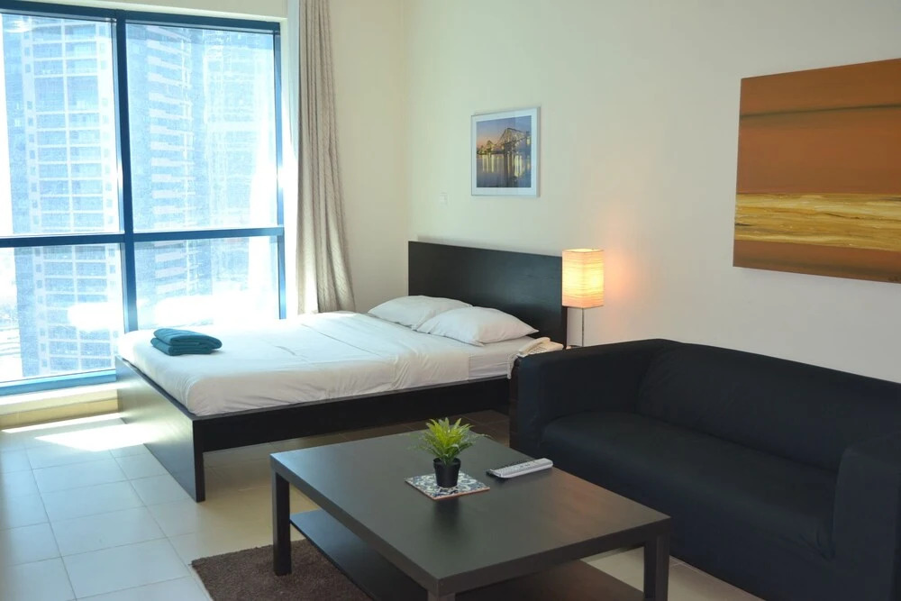 Дубай: Lake View Brand New Studio in X1 Tower JLT - LND