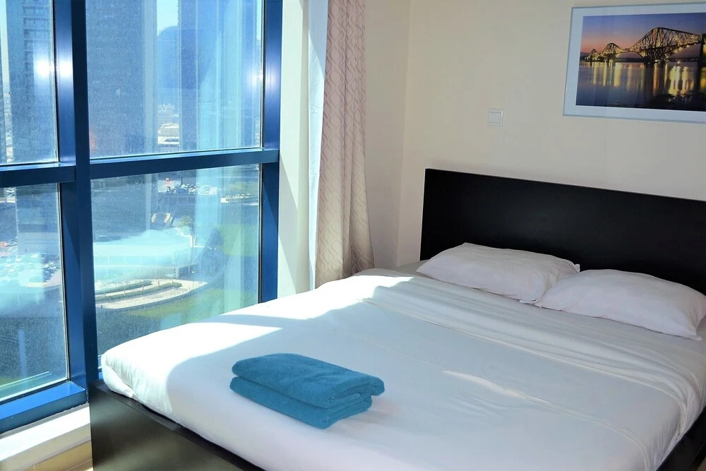 Дубай: Lake View Brand New Studio in X1 Tower JLT - LND