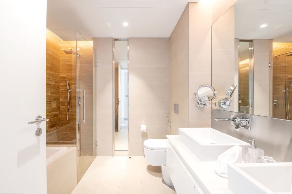 Дубай: Lavish & Equipped 2 BR Facing Ain Dubai
