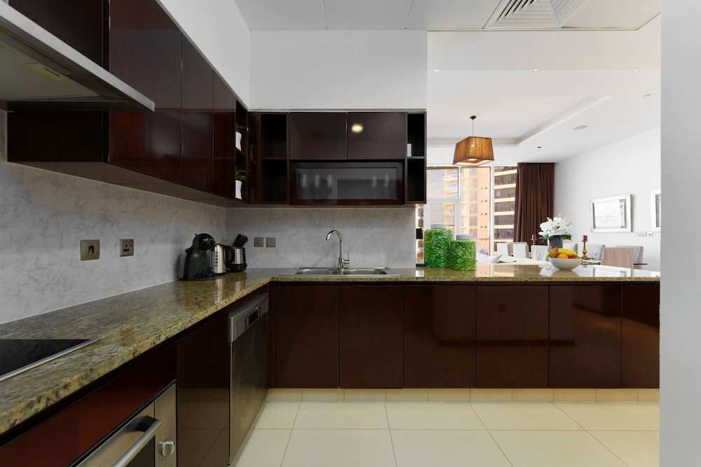 Дубай: Maison Privee - Splendid Apt on The Palm with Stunning Sea Views