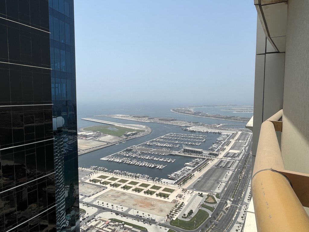 Дубай: Apartments Contemporary Fully Furnished in Dubai Marina