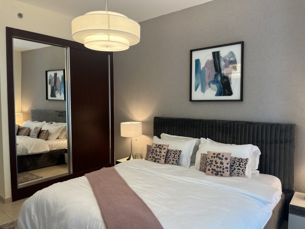 Дубай: Apartments Contemporary Fully Furnished in Dubai Marina