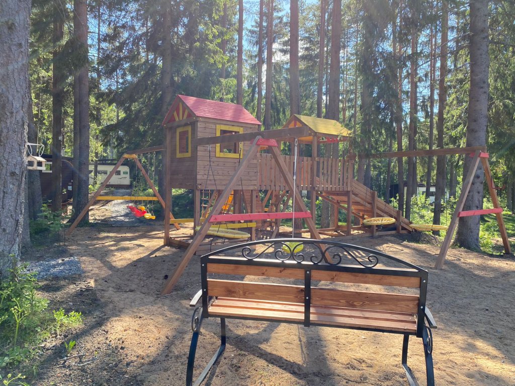 Сосново: Гостевой дом Green Forest у Игоры