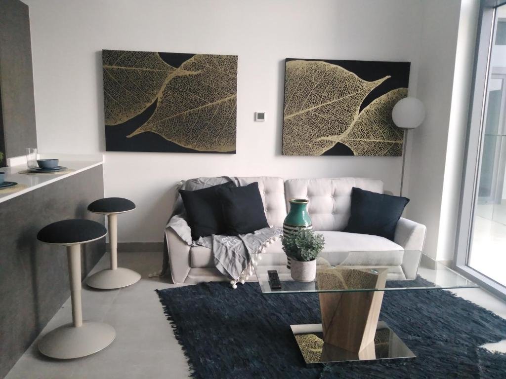 Дубай: JVC Elegant and Cozy 1 Bedroom Apartment