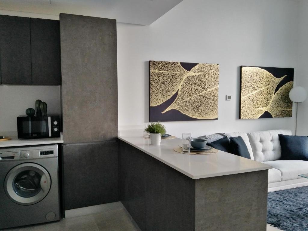 Дубай: JVC Elegant and Cozy 1 Bedroom Apartment
