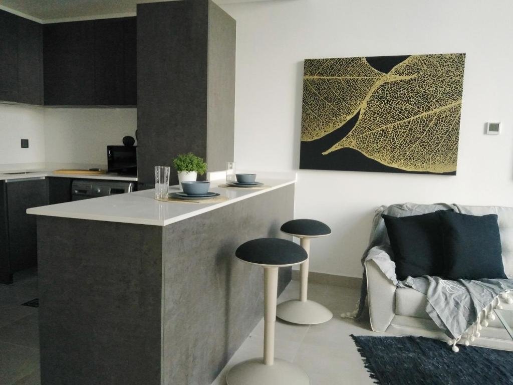 Дубай: JVC Elegant and Cozy 1 Bedroom Apartment