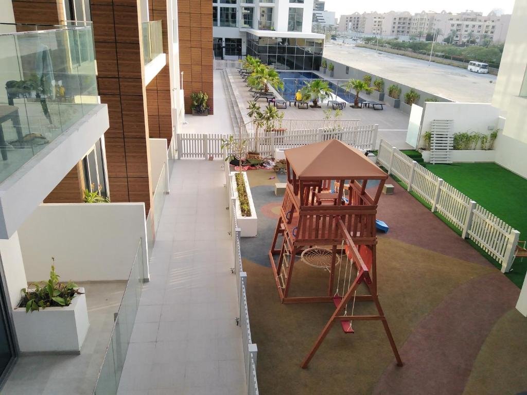 Дубай: JVC Elegant and Cozy 1 Bedroom Apartment