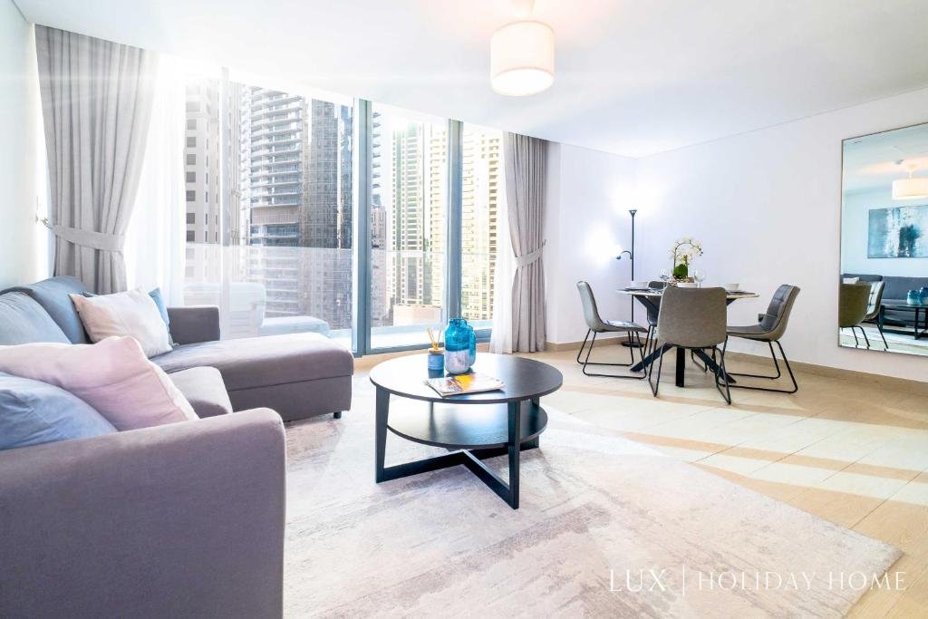 Дубай: LUX Contemporary Suite with Full Marina View 6
