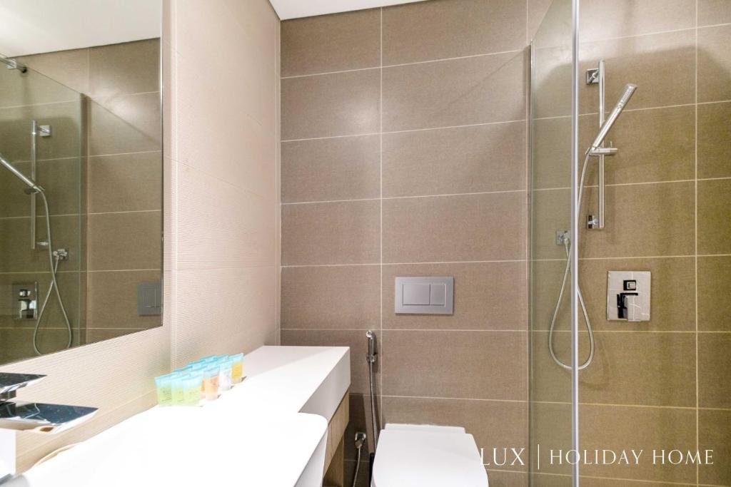 Дубай: LUX Contemporary Suite with Full Marina View 6