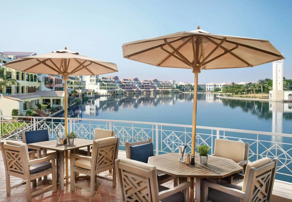 Дубай: Copthorne Lake View Executive Apartments