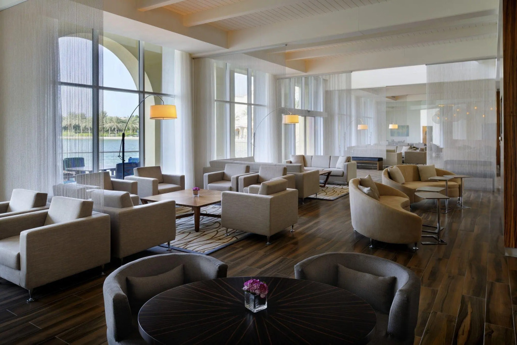 Дубай: Copthorne Lake View Executive Apartments