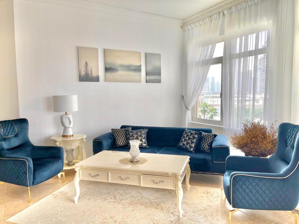 Дубай: Luxury, Spacious, Beachfront, 3BD Apartment with private beach access!