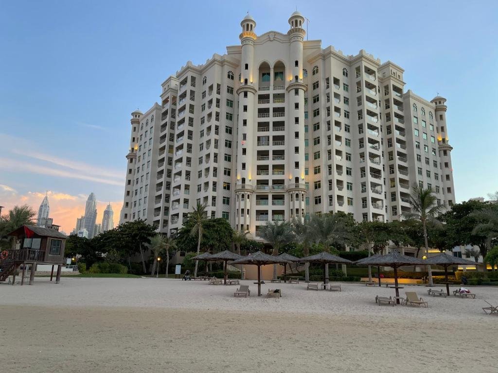 carousel image 1