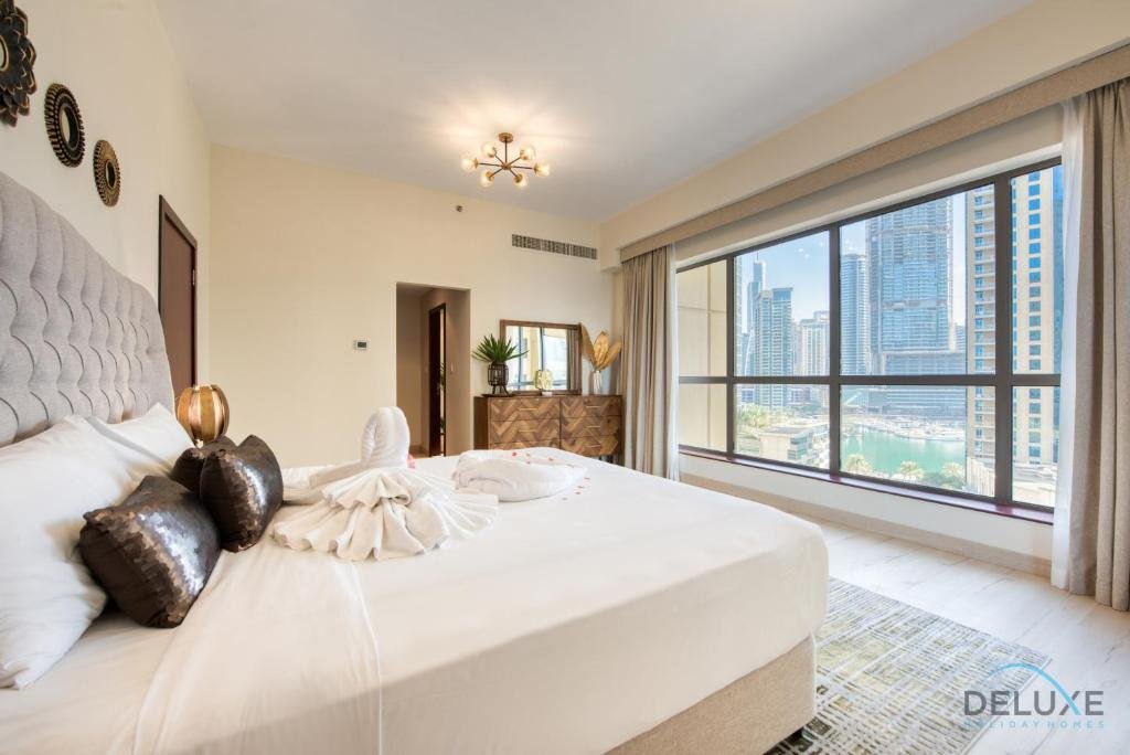 Дубай: Glamorous 1BR Apartment in Rimal 3 Jumeirah Beach Residence by Deluxe Holiday Homes