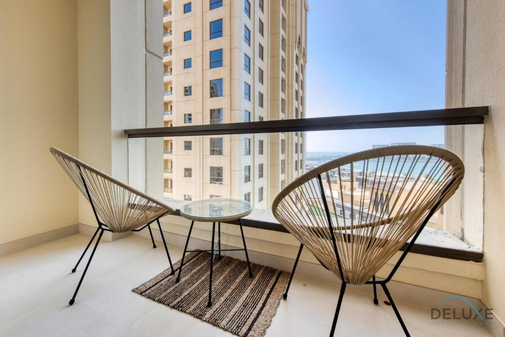 Дубай: Glamorous 1BR Apartment in Rimal 3 Jumeirah Beach Residence by Deluxe Holiday Homes