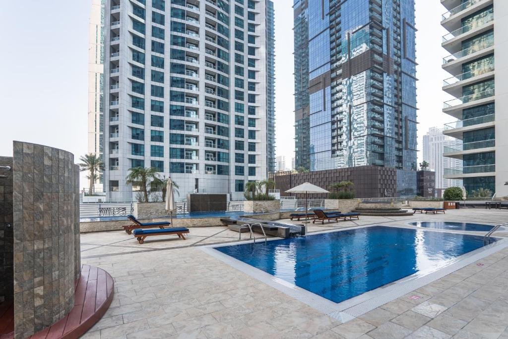 Дубай: HiGuests - Cloudy Apt, 10-min walk to Dubai Harbor